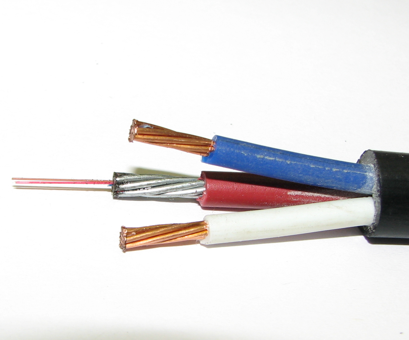 Оптоэлектрический кабель СЛ-ОЭК-НУ-(03-4Е2-3,5)+2х2,5)