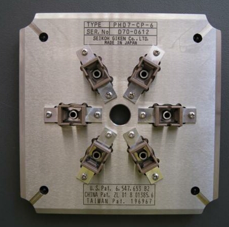 Держатель на 6 SC/PC коннектора для SFP-70D