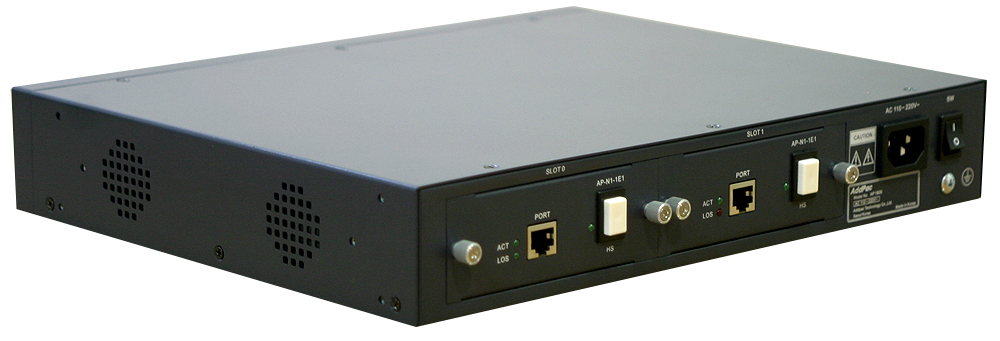 AddPac	ADD-AP1800 - Шасси на 2 слота расширения (до 16 аналоговых портов или 2 E1), 2x100TX Eth